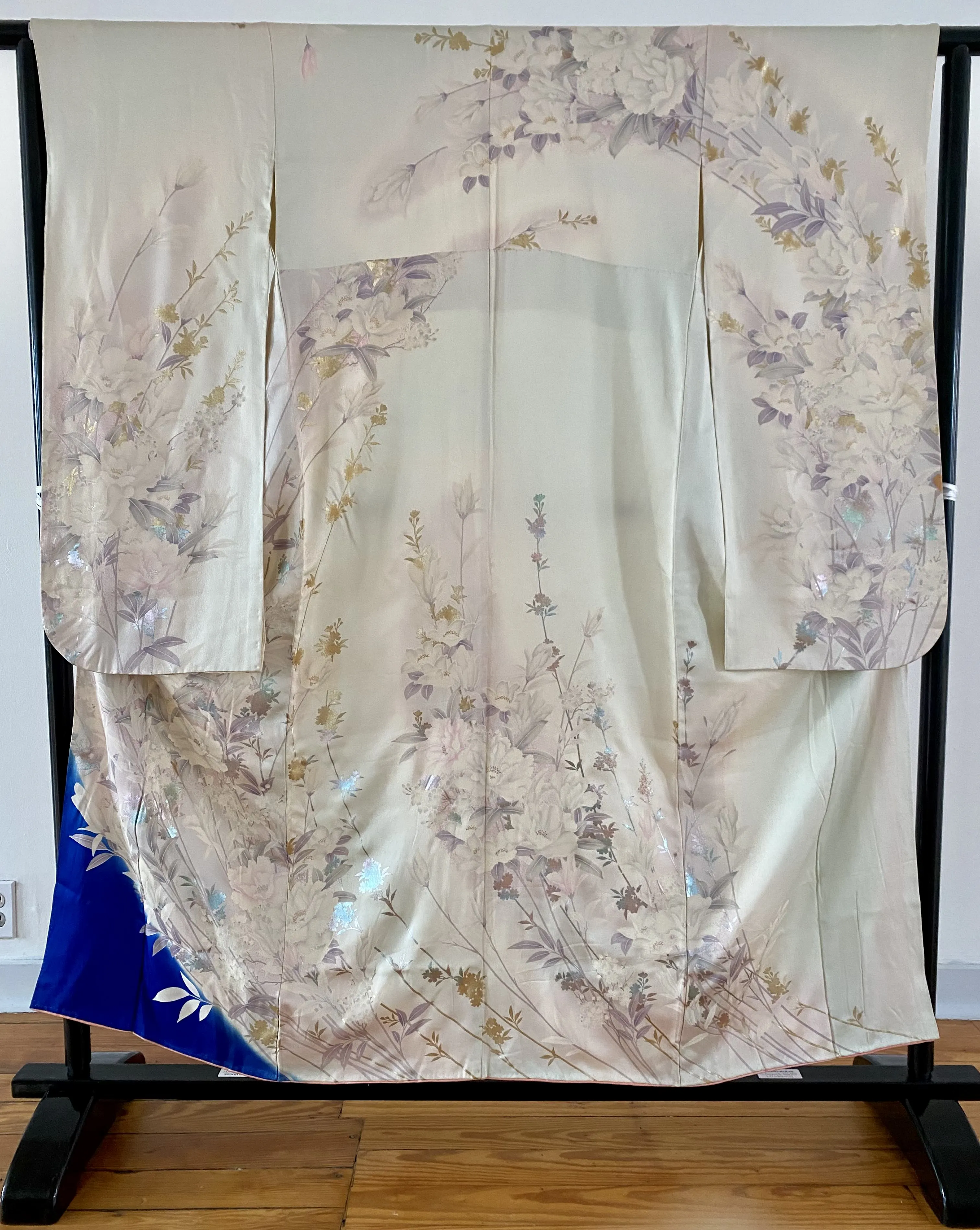 White Silk Furisode